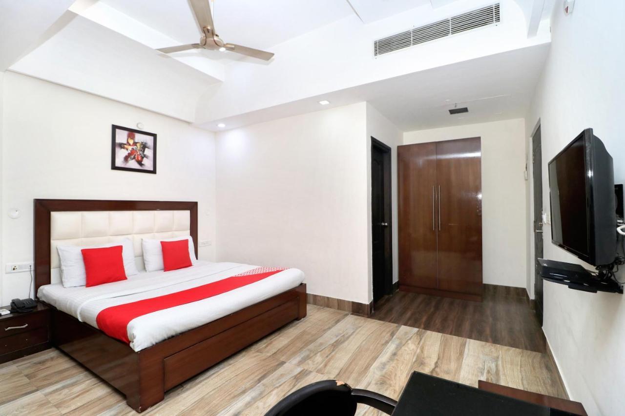 Oyo 30848 Hotel Signature Firozpur Экстерьер фото