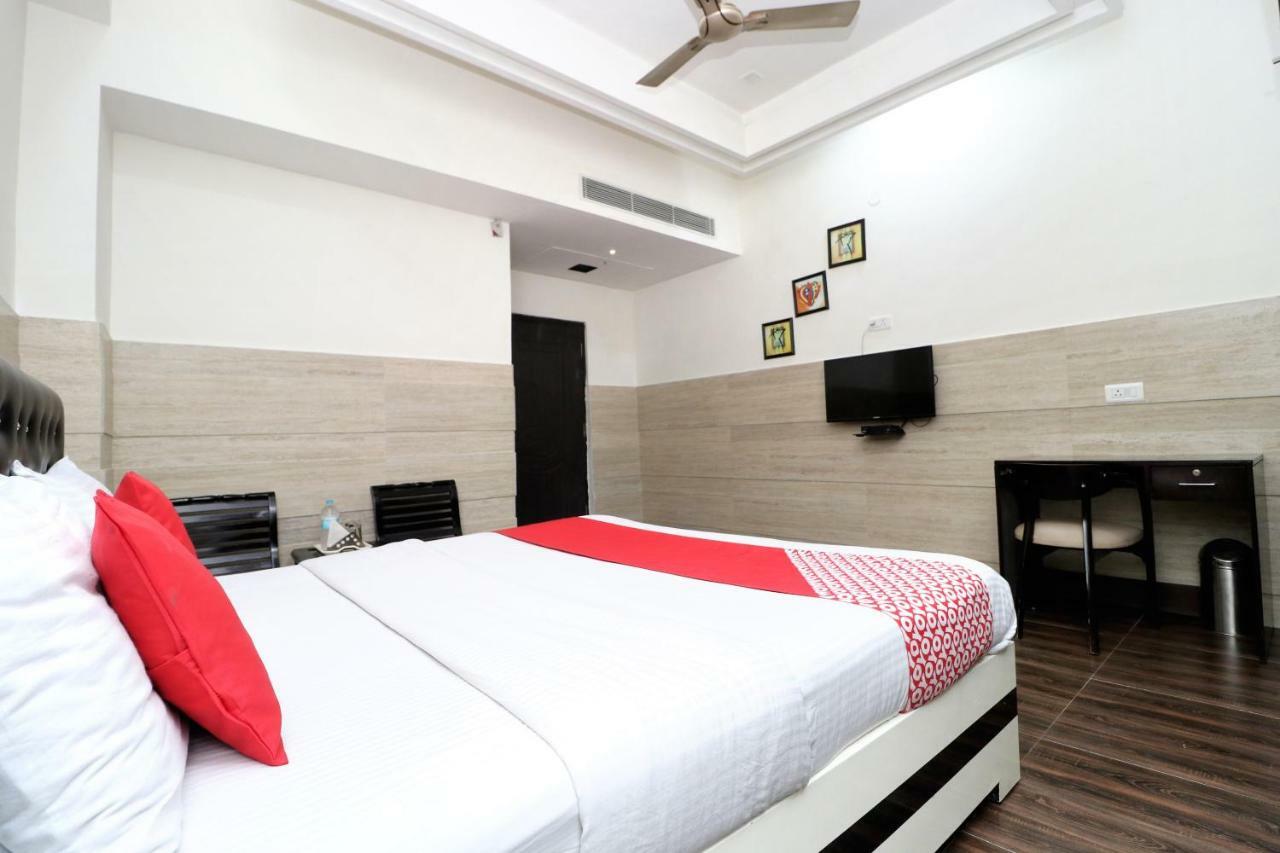 Oyo 30848 Hotel Signature Firozpur Экстерьер фото